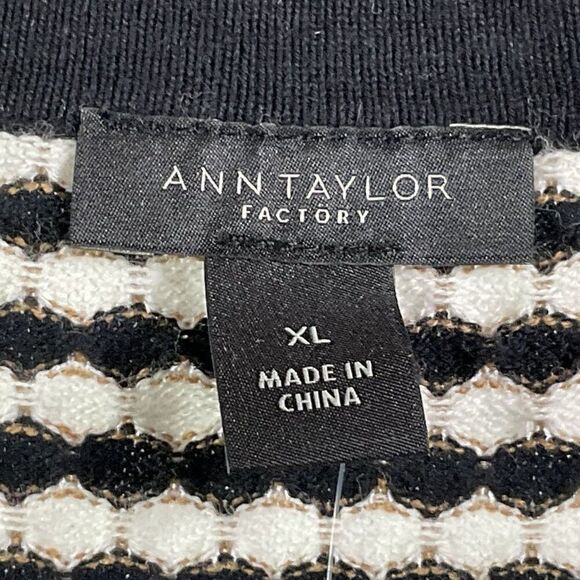 NWT Ann Taylor Factory Patterned, Crewneck Sweater, XL, 3/4 sleeves, tan/blue - Picture 6 of 9